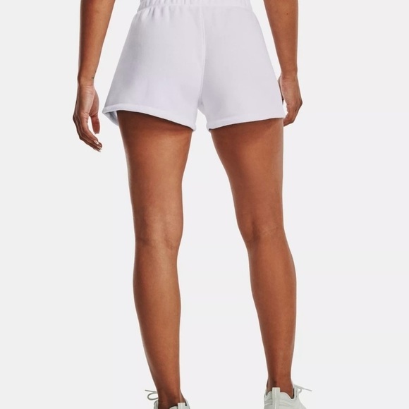 Under Armour Women's UA Playback Fleece Shorts Size Medium NWT - Picture 2 of 7